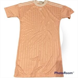 Adidas dress nwot​​​​​​​​​